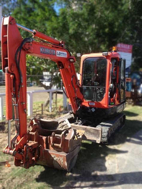 L&D Excavator hire Brisbane, Sunshine Coast and Gold Coast